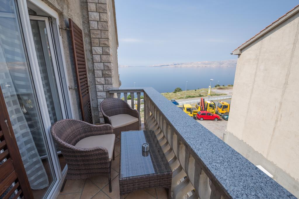 Apartments Lola Zengg Kültér fotó