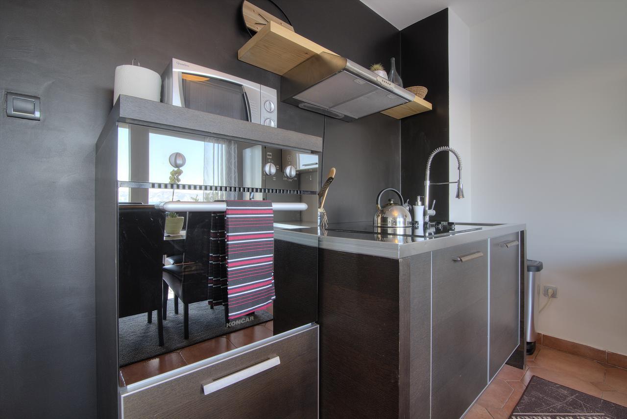 Apartments Lola Zengg Kültér fotó
