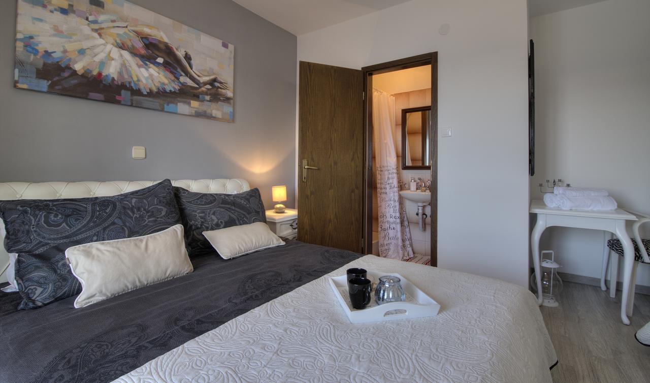 Apartments Lola Zengg Kültér fotó