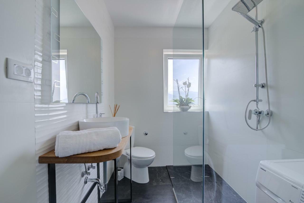 Apartments Lola Zengg Kültér fotó